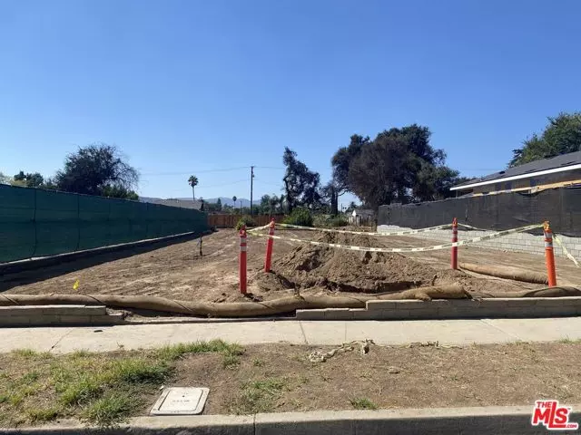 2469 Grandeur Avenue, Altadena, CA 91001