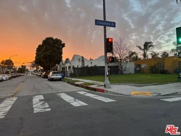 Los Angeles, CA 90043,3413 W 63rd Street