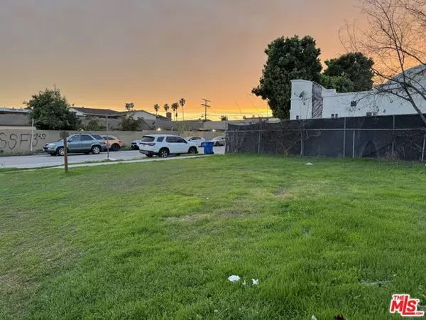 Los Angeles, CA 90043,3413 W 63rd Street