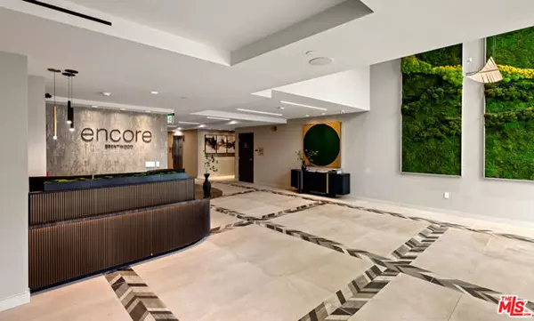 Los Angeles, CA 90049,505 S Barrington Avenue #304