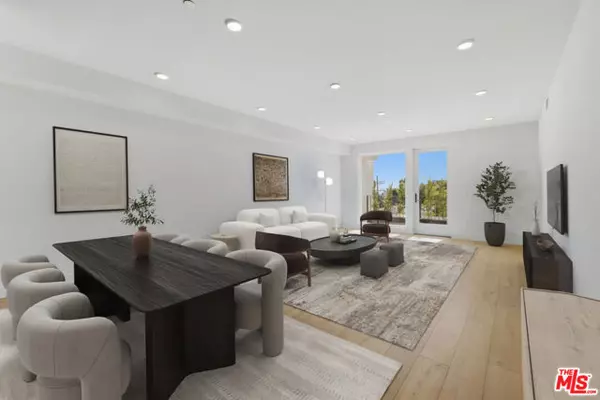 505 S Barrington Avenue #304, Los Angeles, CA 90049