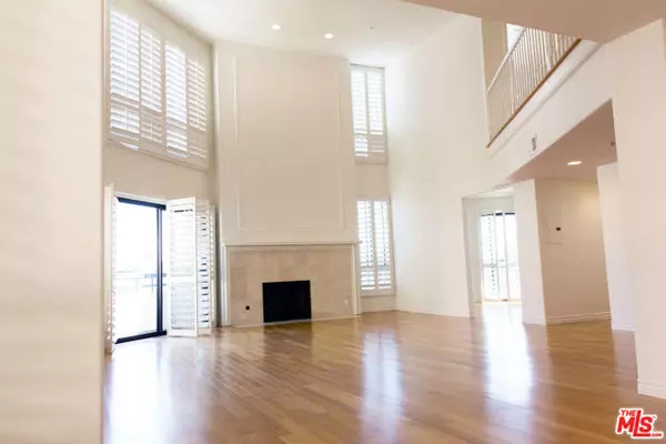 10307 Missouri Avenue #301, Los Angeles, CA 90025