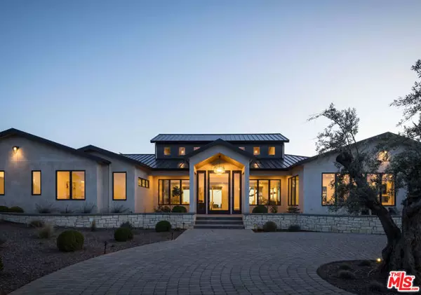 Santa Rosa, CA 95404,2025 Redwood Hill Road