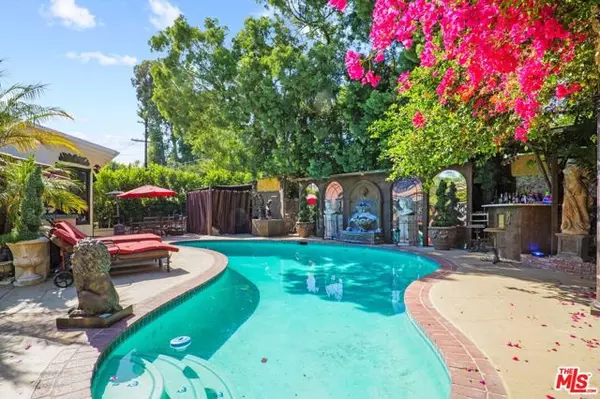 Van Nuys (los Angeles), CA 91406,17419 Cohasset Street