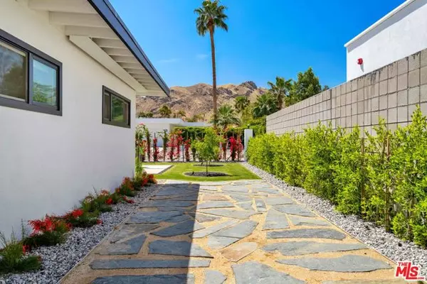 Palm Springs, CA 92264,2716 Anza Trail