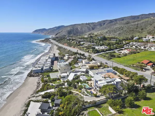 Malibu, CA 90265,11834 Pacific Coast Highway