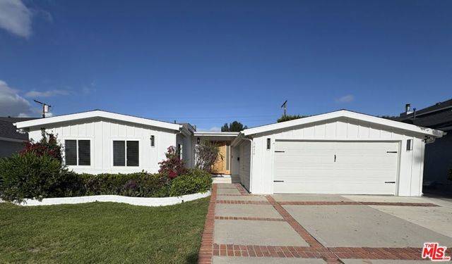 5826 Ostrom Avenue, Encino (los Angeles), CA 91316