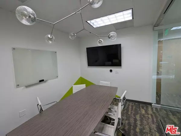 Yorba Linda, CA 92887,22485 La Palma Avenue