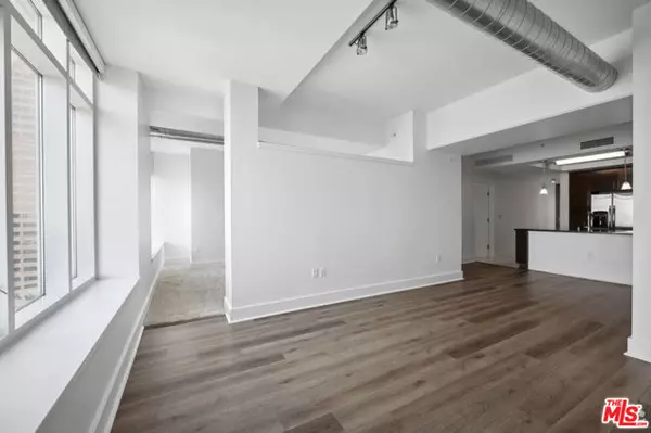 Los Angeles, CA 90015,717 W Olympic Boulevard #1605