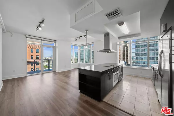 Los Angeles, CA 90015,717 W Olympic Boulevard #1605