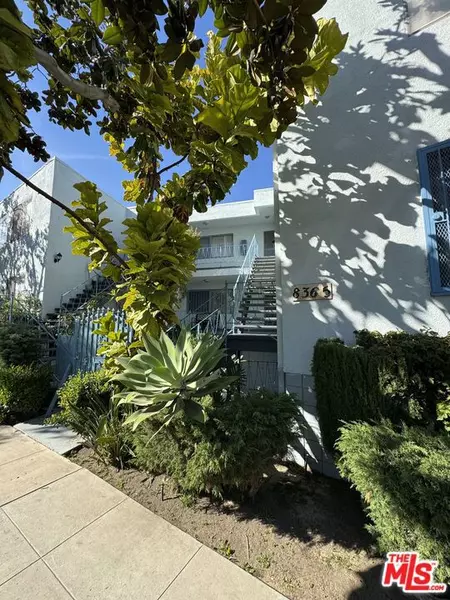 8365 Gregory Way #B, Beverly Hills, CA 90211