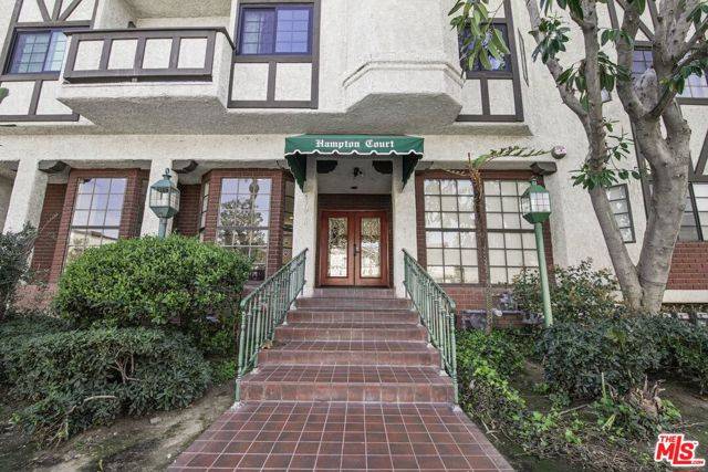 Encino (los Angeles), CA 91316,17914 Magnolia Boulevard #121