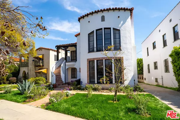 Los Angeles, CA 90019,1122 S Sycamore Avenue