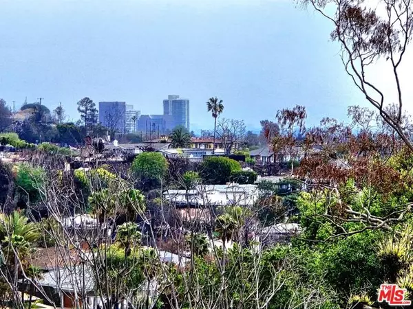 Pacific Palisades (los Angeles), CA 90272,1022 Lachman Lane