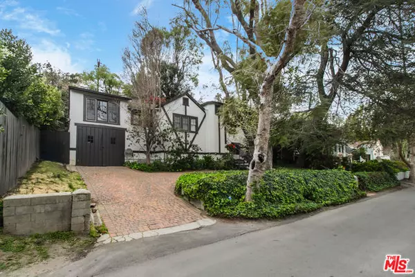 13384 Contour Drive, Sherman Oaks, CA 91423