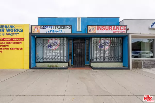 2212 W Burbank Boulevard, Burbank, CA 91506