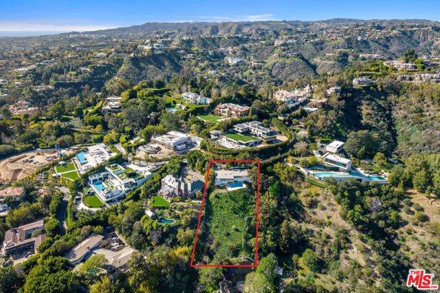 Los Angeles, CA 90077,948 Bel Air Road