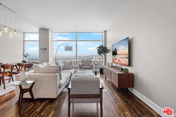 900 W Olympic Boulevard #40D, Los Angeles, CA 90015