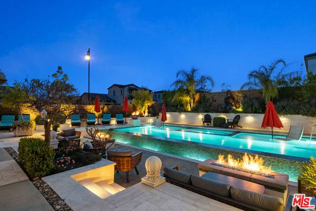 Chatsworth (los Angeles), CA 91311,11003 Sweetwater Court