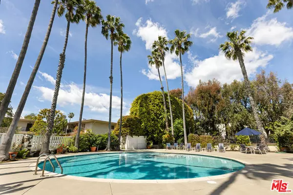 Los Angeles, CA 90049,289 S Barrington Avenue #A307