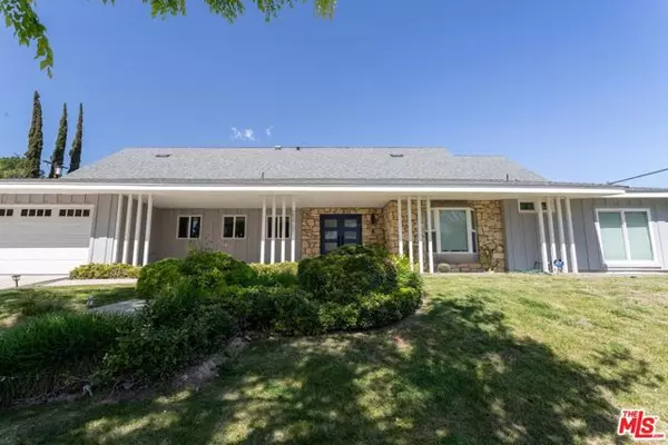 Woodland Hills (los Angeles), CA 91367,23721 Mariano Street