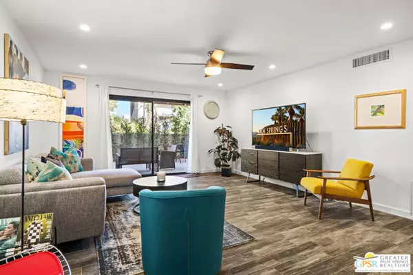 Palm Springs, CA 92264,2180 S Palm Canyon Drive #33