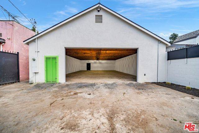 9611 S Vermont Avenue, Los Angeles, CA 90044