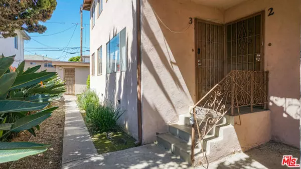 Inglewood, CA 90303,10219 England Avenue