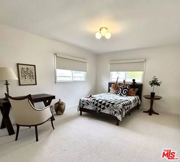 Hawthorne, CA 90250,4203 W 141st Street