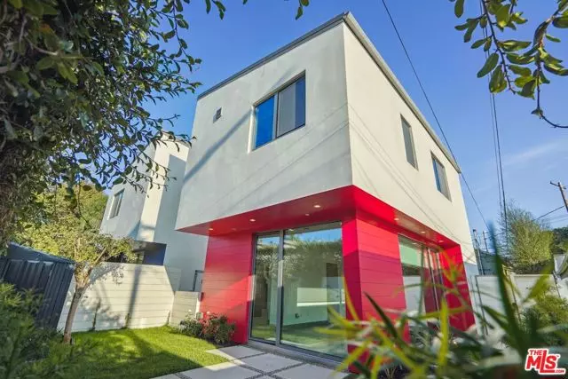 Los Angeles, CA 90066,12529 Wagner Street