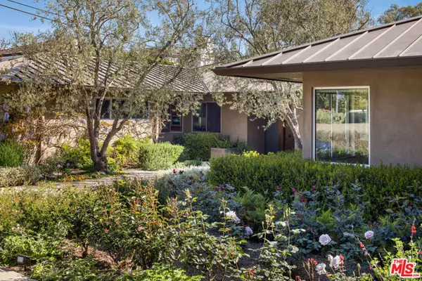 Los Angeles, CA 90049,400 S Cliffwood Avenue