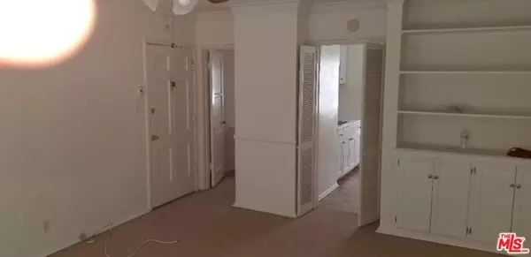 West Hollywood, CA 90069,8551 Holloway Drive #8553#1