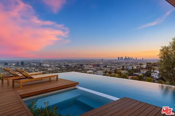 8404 Franklin Avenue, Los Angeles, CA 90069
