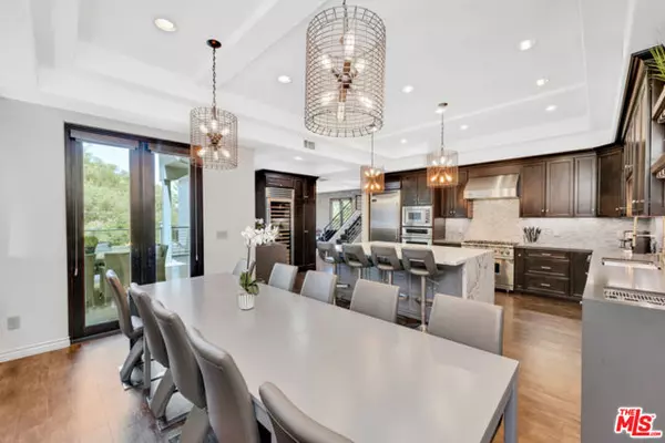 Los Angeles, CA 90068,6930 Woodrow Wilson Drive