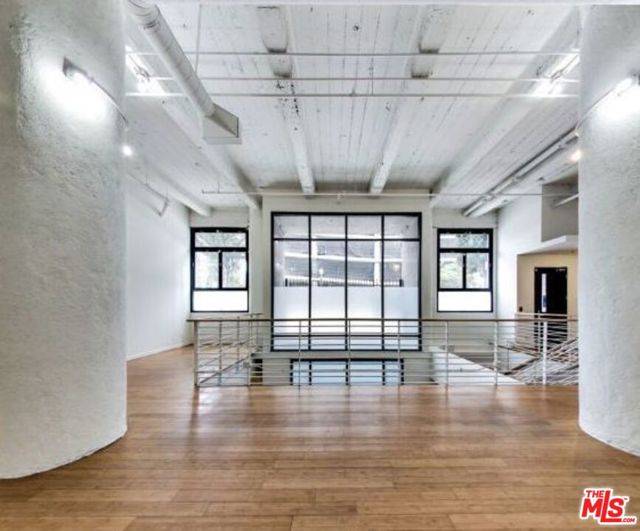 330 W 11th Street #107, Los Angeles, CA 90015
