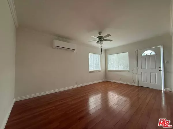 Panorama City (los Angeles), CA 91402,7932 Brimfield Avenue