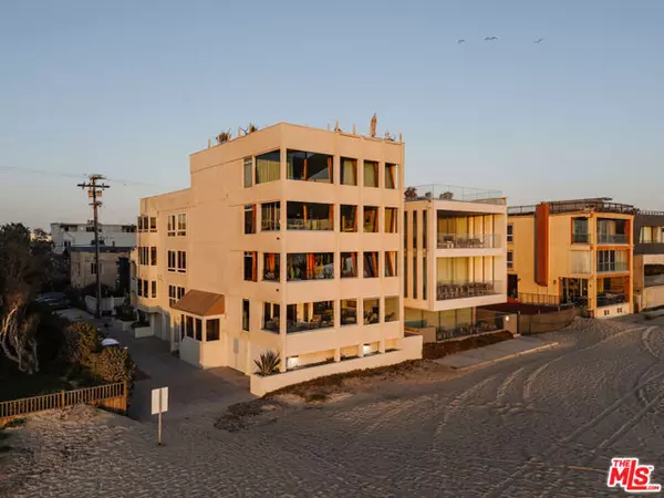 2 Outrigger Street #2, Marina Del Rey, CA 90292