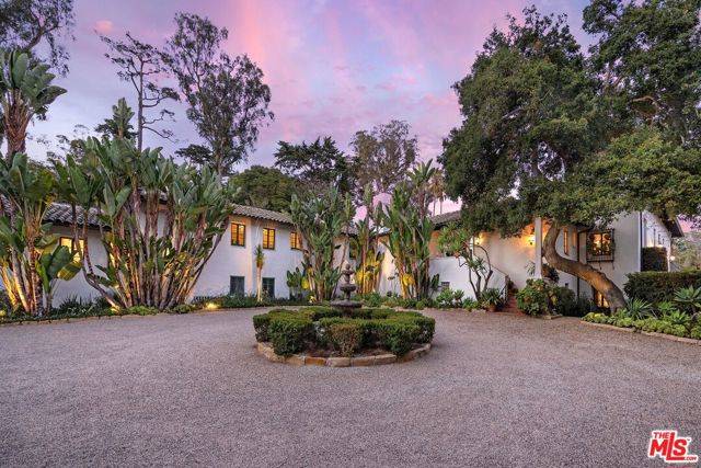 2925 Sycamore Canyon Road, Santa Barbara, CA 93108