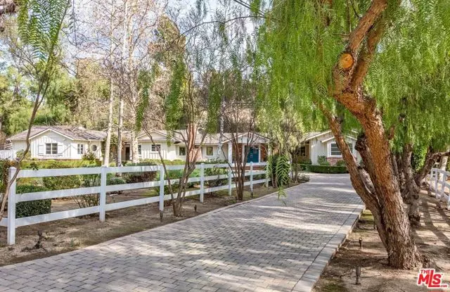 5840 Round Meadow Road, Hidden Hills, CA 91302
