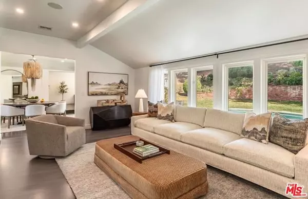 Hidden Hills, CA 91302,5840 Round Meadow Road