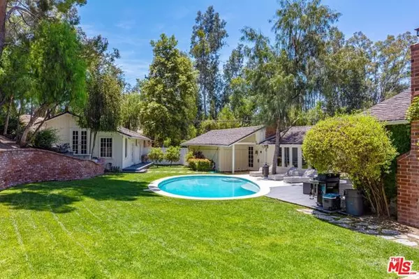 5840 Round Meadow Road, Hidden Hills, CA 91302