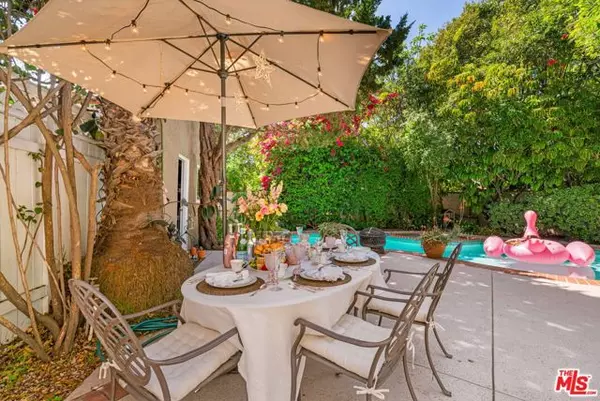 Encino (los Angeles), CA 91436,4963 Haskell Avenue