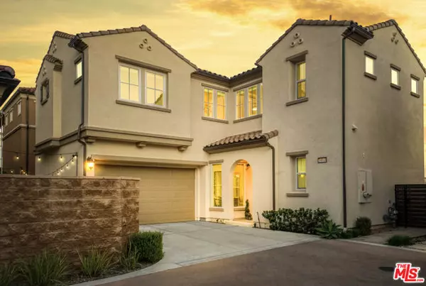 Porter Ranch (los Angeles), CA 91326,20818 W Bur Oak Circle