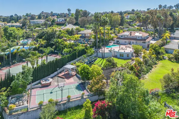 25852 Desert Trail, Laguna Hills, CA 92653