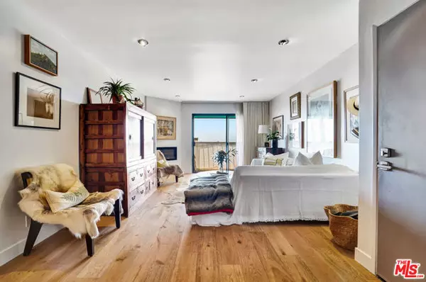 Malibu, CA 90265,26666 Seagull Way #C102