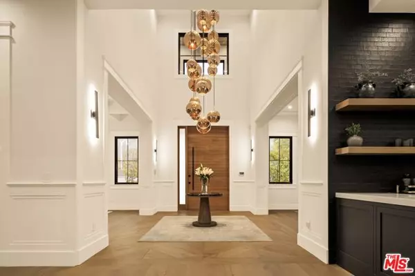 Encino (los Angeles), CA 91436,16144 HIGH VALLEY Place