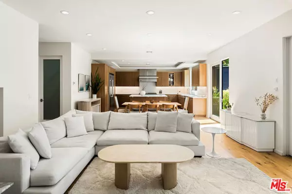 Los Angeles, CA 90066,11328 Charnock Road
