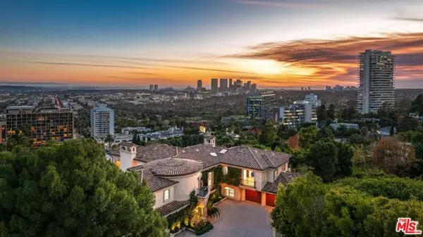 1260 St Ives Place, Los Angeles, CA 90069