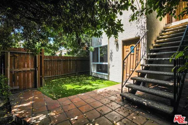 5401 W Olympic Boulevard #1, Los Angeles, CA 90036
