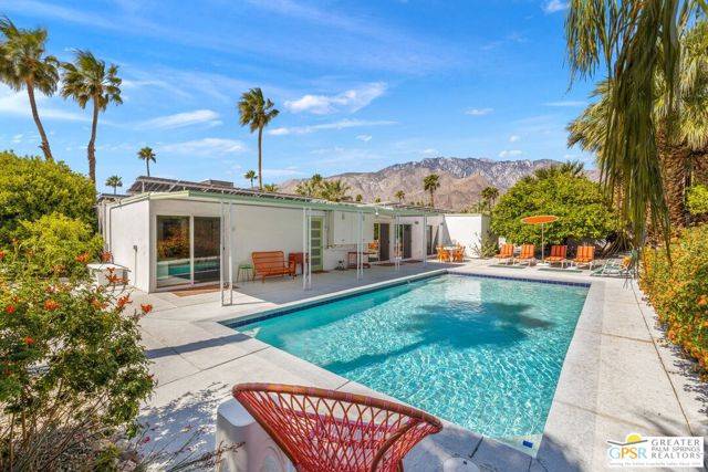 724 E Spencer Drive, Palm Springs, CA 92262